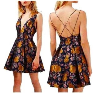 TOPSHOP Floral Jacquard Mini Dress - Size 2